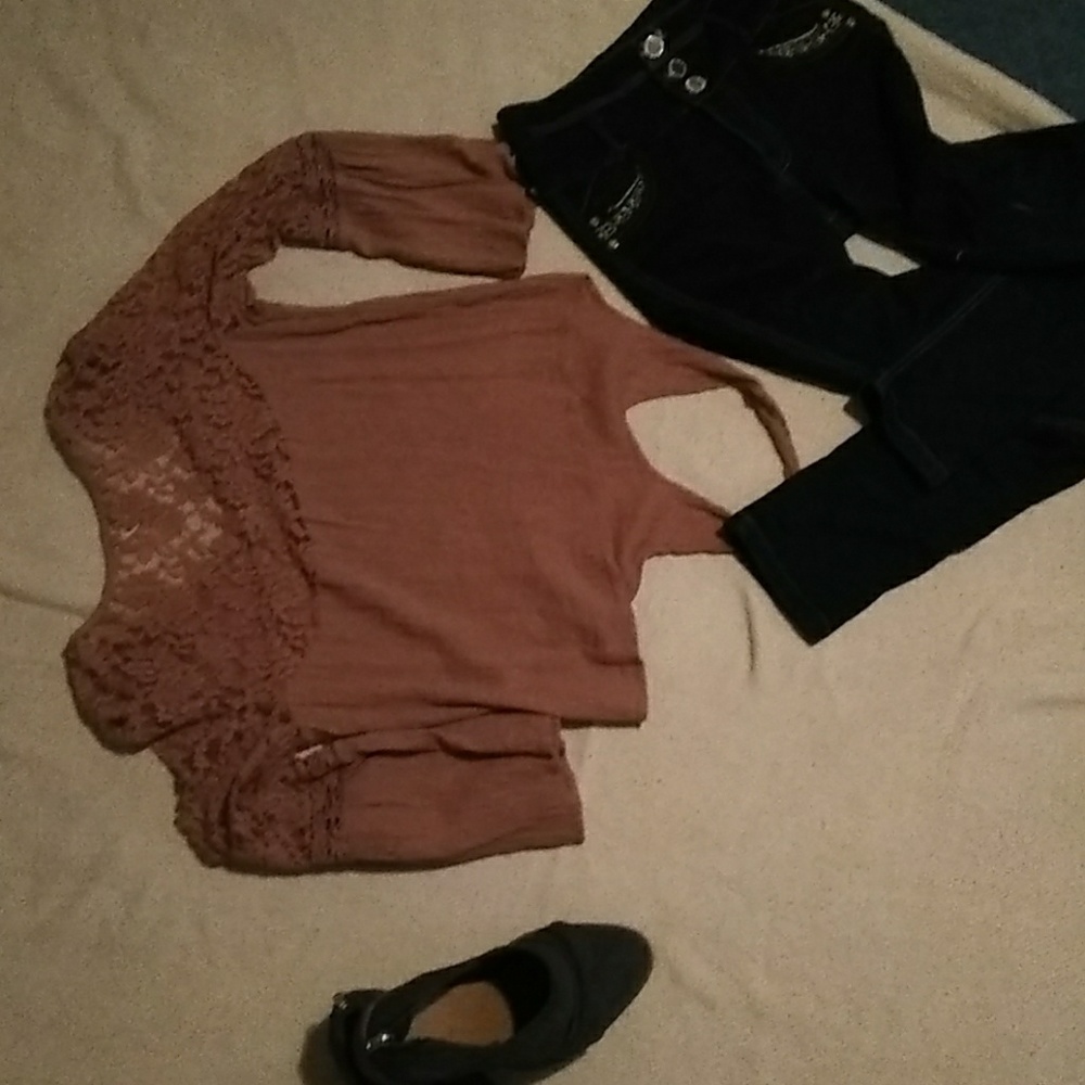 Blouse - Picture 2 of 4